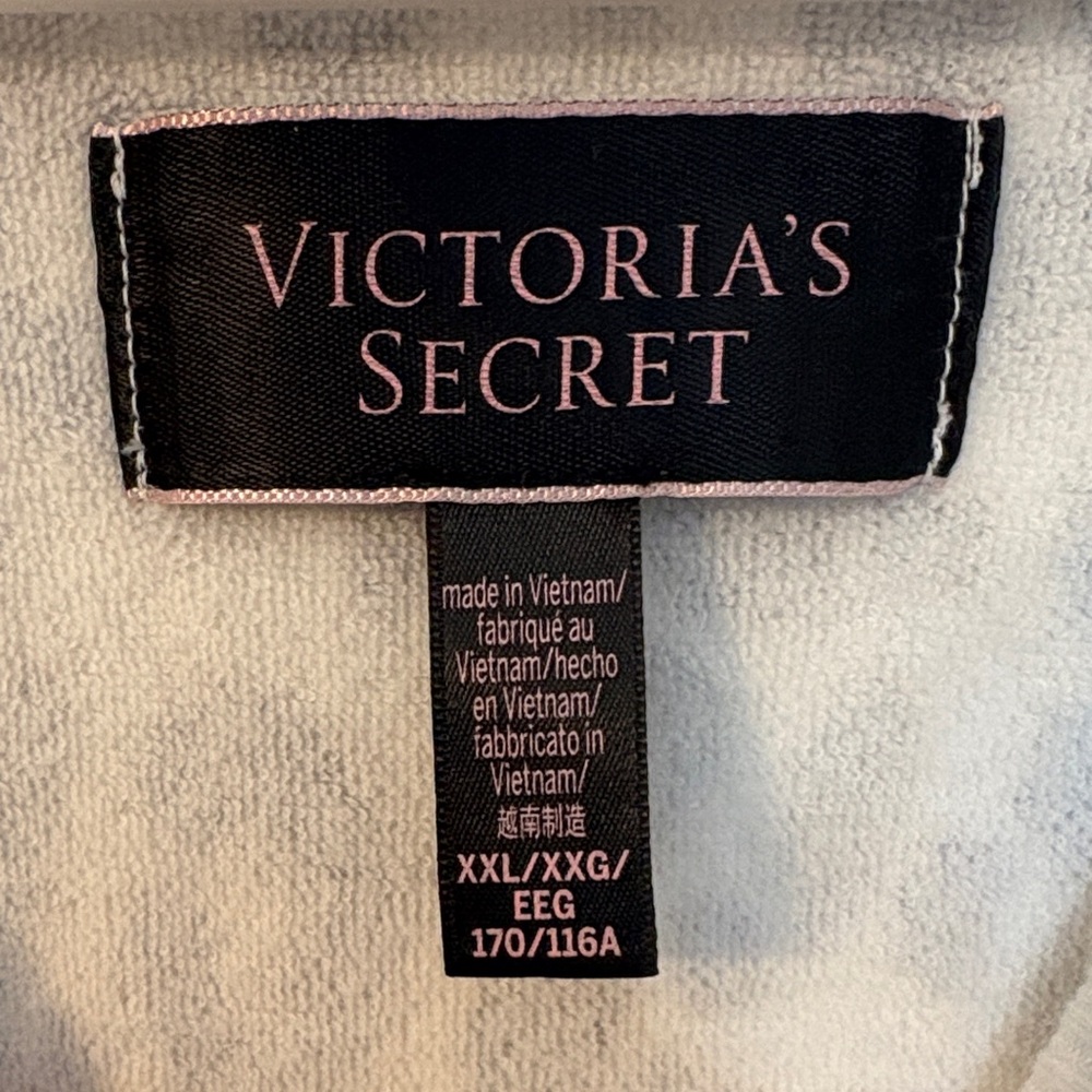 Victoria's Secret Gray and White Animal Print Sweatshirt - Picture 3 of 3